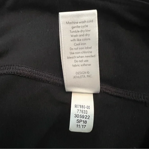 Athleta Girl • Black Chit Chat Capri Leggings • Size 14 - Picture 7 of 8